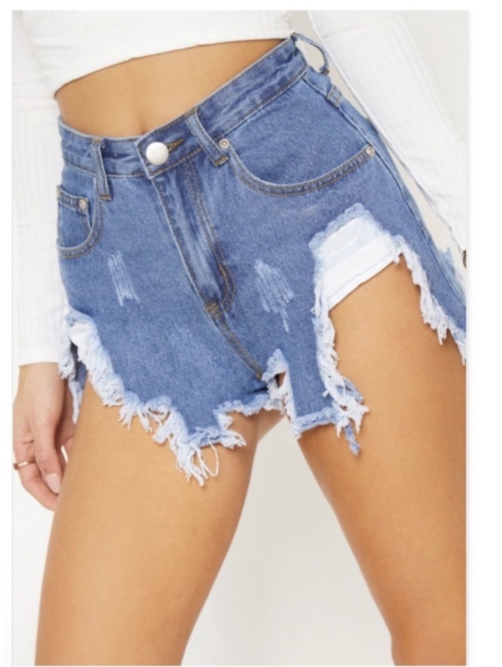 PrettyLittleThing Plus Mid Wash Extreme Thigh Rip Denim Shorts NWT Size 20